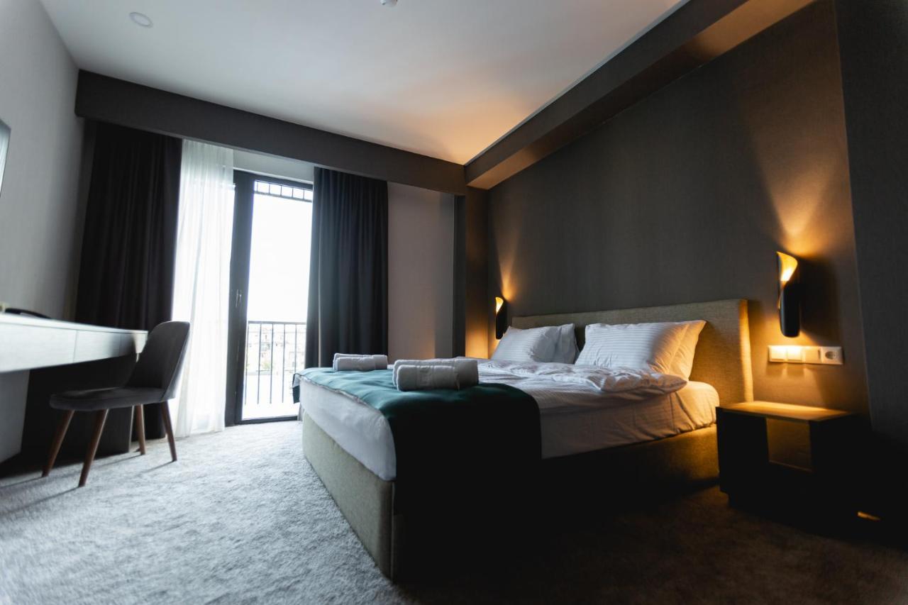 West Inn Georgia Кутаїсі Екстер'єр фото