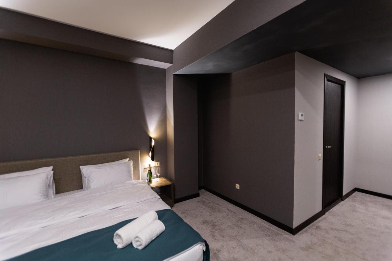 West Inn Georgia Кутаїсі Екстер'єр фото
