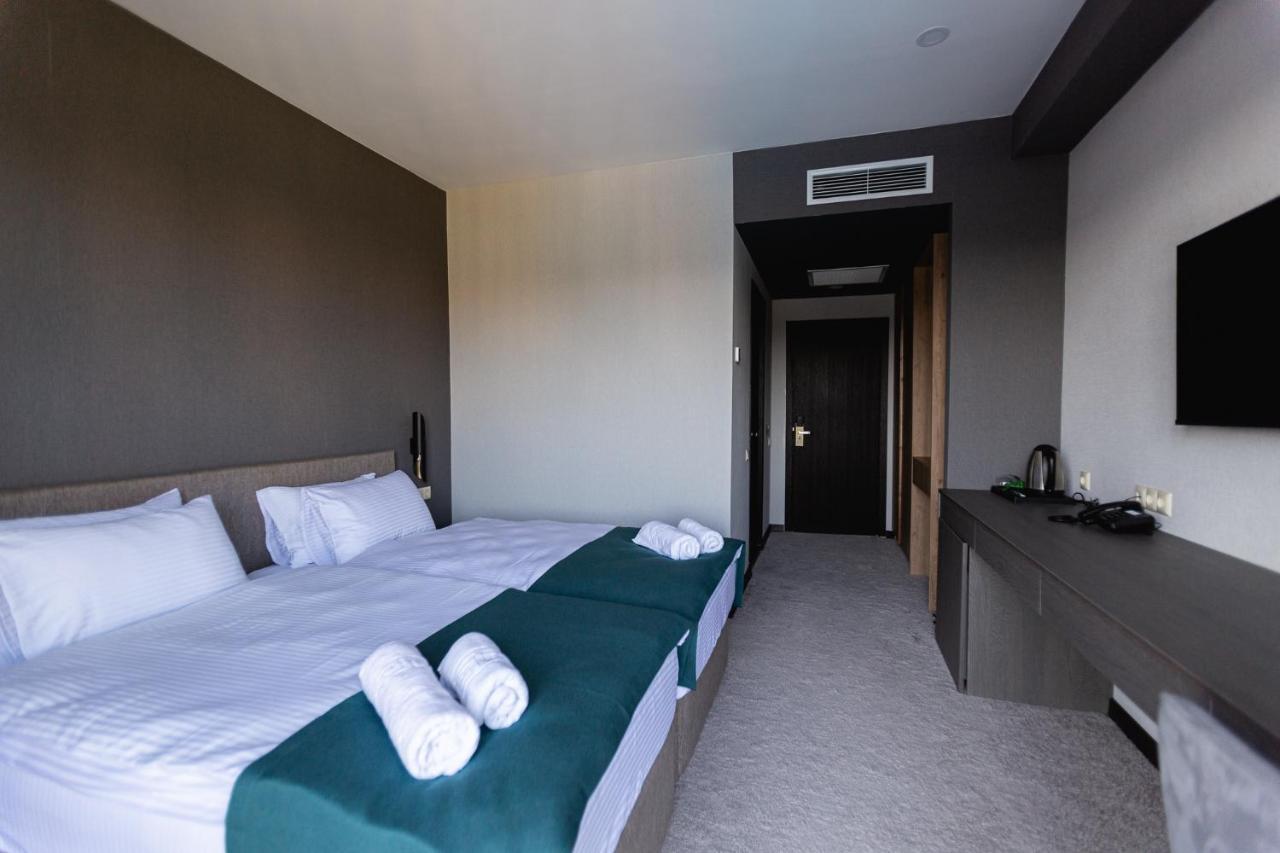 West Inn Georgia Кутаїсі Екстер'єр фото