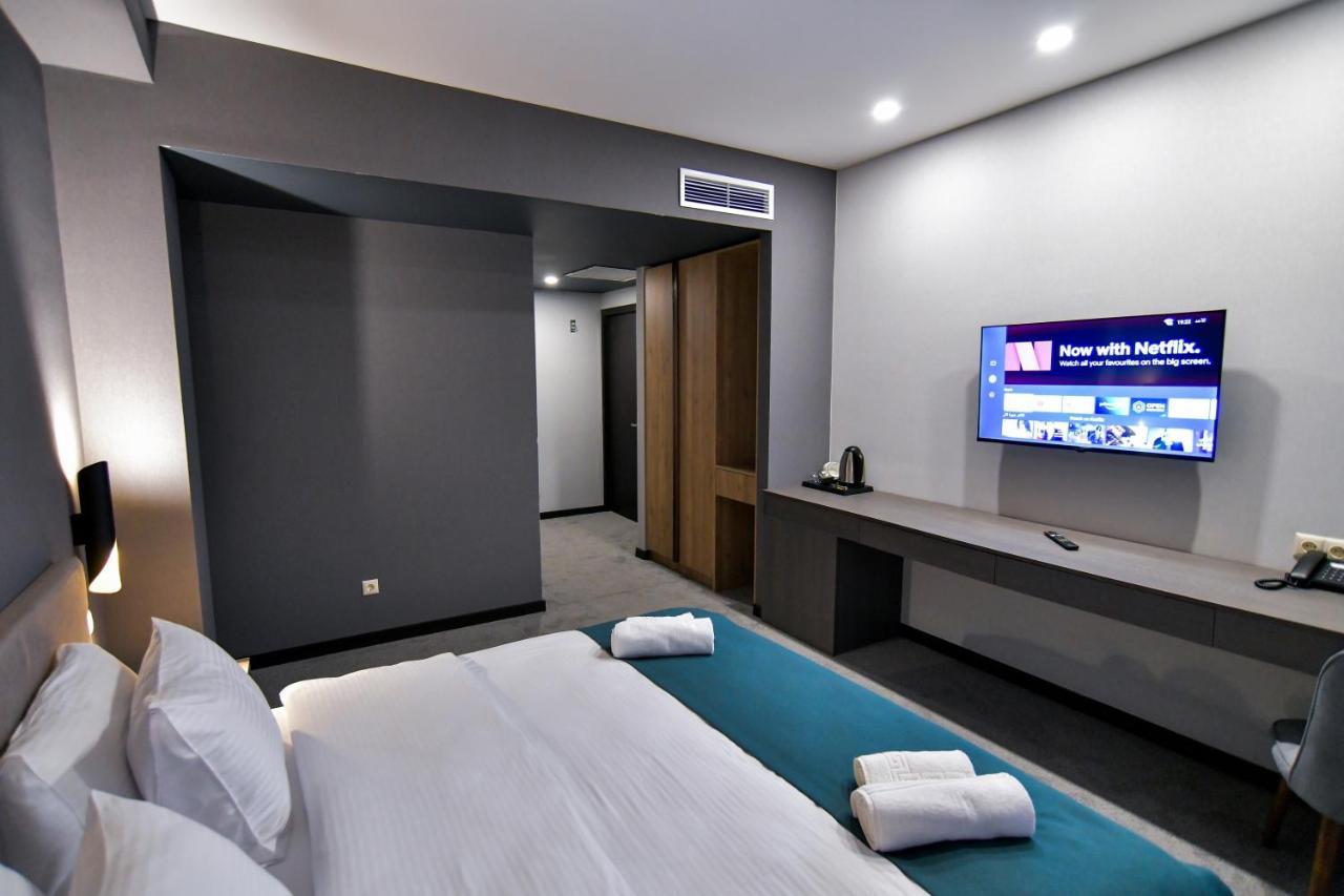 West Inn Georgia Кутаїсі Екстер'єр фото