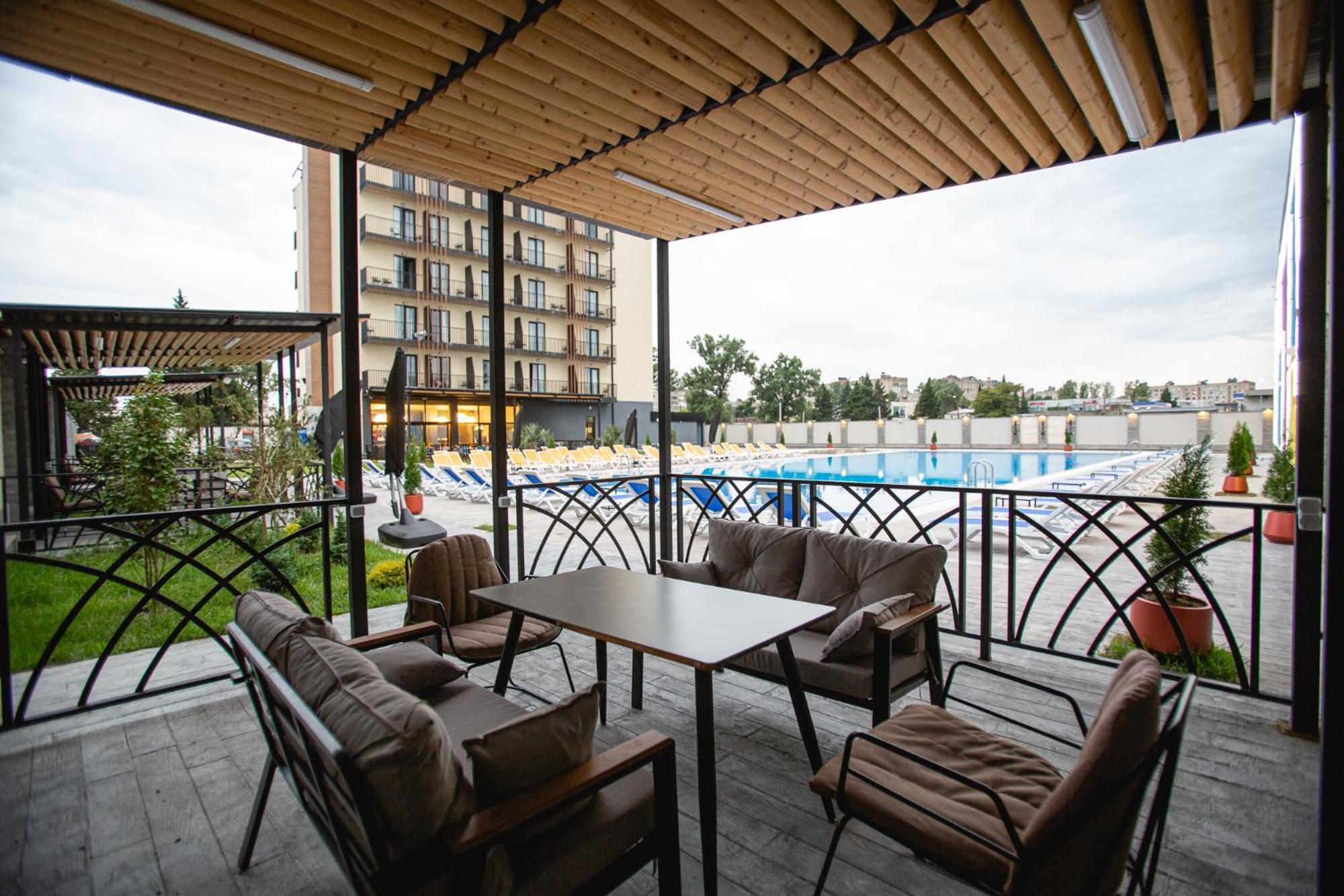 West Inn Georgia Кутаїсі Екстер'єр фото
